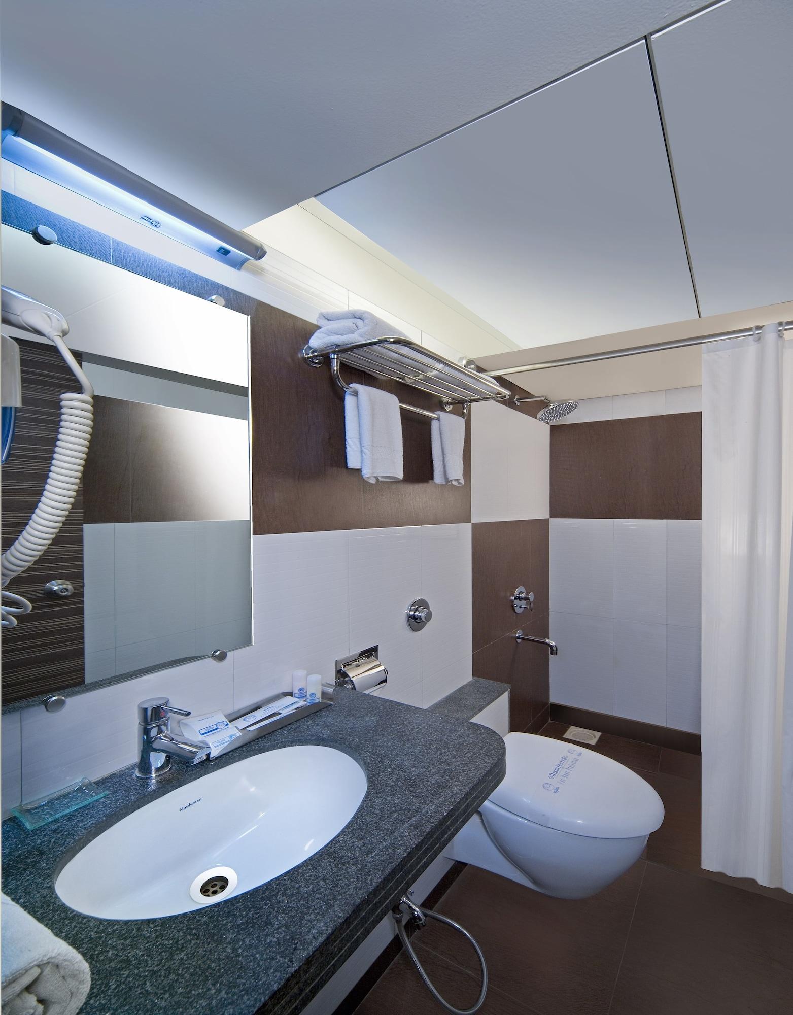 Kapila Business Hotel Пуна Экстерьер фото